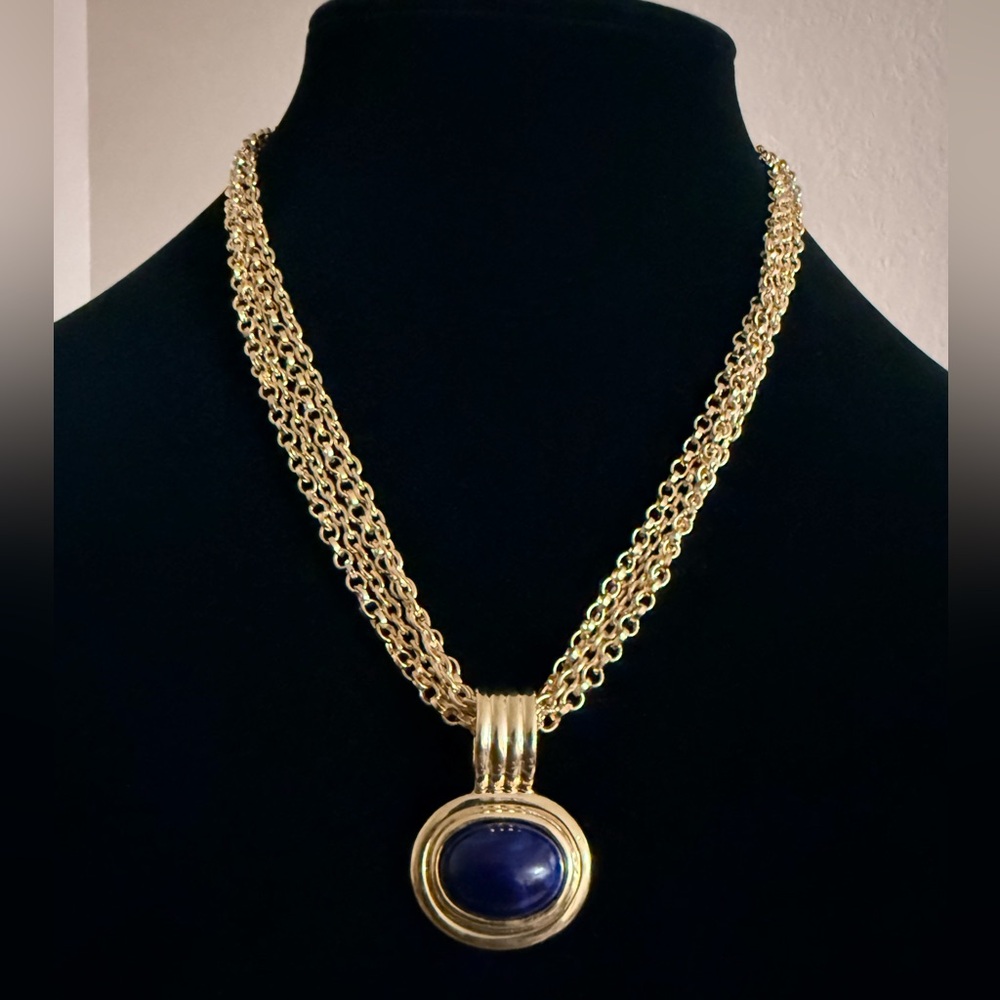 Vintage Gold tone 4 chain strands necklace with Blue centerpiece Pendant